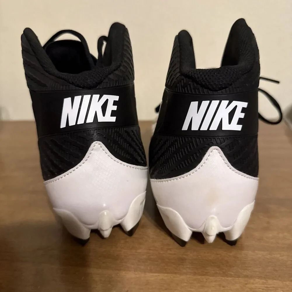Nike product pair